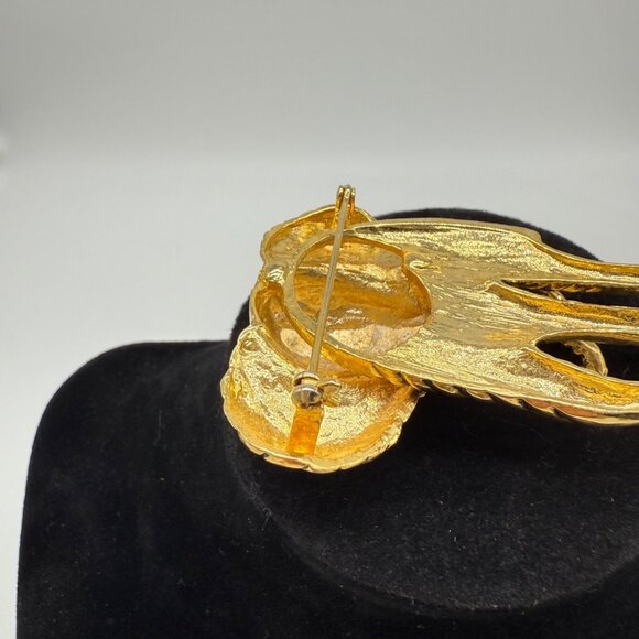 Vintage Gold-Tone Elephant Brooch Pin Black Glass Eyes Detailed Design - Picture 8 of 11